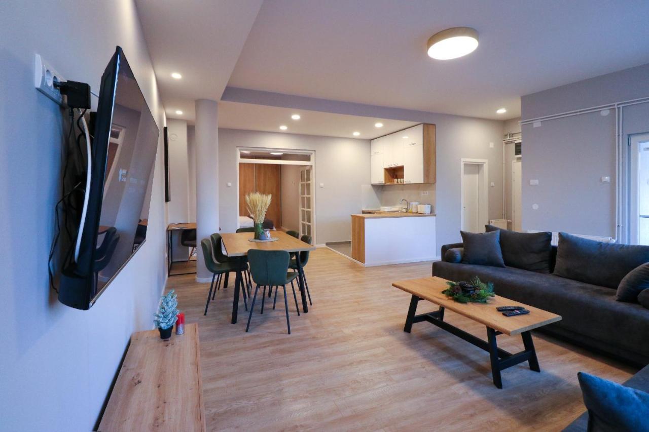 Heart Of Nis Lux Apartment Екстериор снимка