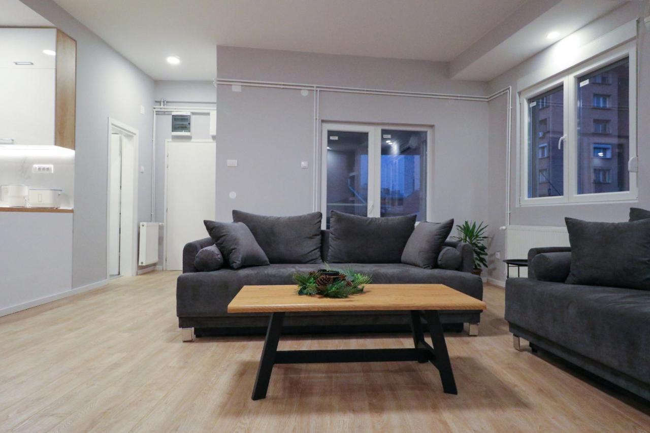 Heart Of Nis Lux Apartment Екстериор снимка