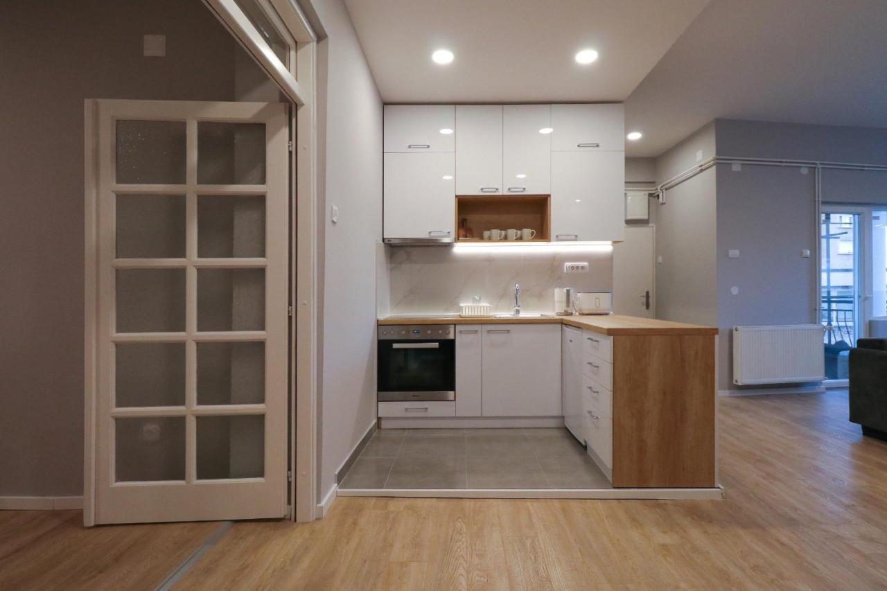 Heart Of Nis Lux Apartment Екстериор снимка